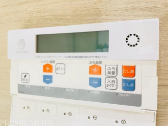 �@�ǂ������A�I�[�g�o�X�@�\�𓋍�