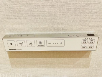 �@�E�H�V�����b�g�t���ł��ł��g�����֍��ɍ���܂��B