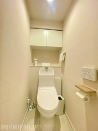 @Ɛɕ܂ꂽgCB [fUCX}[gɁB