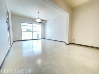 @mx[VHO̎ʐ^łBi2025N9Bej