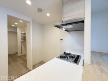 �@�L�b�`�����ɂ̓����h���[�X�y�[�X