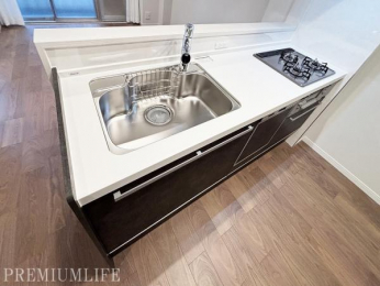 @rOɂ邲Ƒ̗lqȂ璲łΖʎLb`B