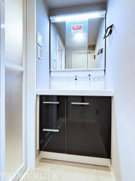 @V[t̐ʉϑɐVKς݁B̐gxxKɁB