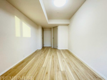 �@�m���ɂ͎��[�X�y�[�X������A�������X�}�[�g�ɕЕt���܂��B