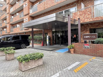 �@�Y��ɊǗ����ꂽ�G���g�����X�����o�}���B