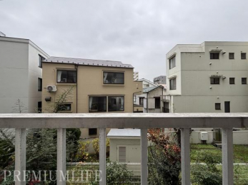 �@�����S�n�悭������������̒��]