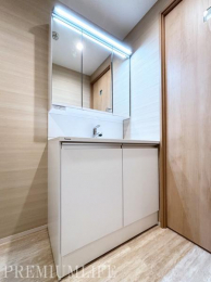 �@�傫�Ȑ��ʑ��ݒu���̎x�x���X���[�Y��