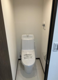 �@�������̂���g�C��