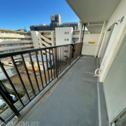 �@���󕨂������₷���L�߂̃o���R�j�[�B