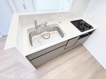 �@�����X�y�[�X�A3���R�����A�O�����Ƃ������ɂ����ĕ֗��Ȑݔ���@�\��������Ă��܂��B