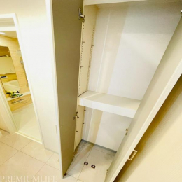 �@���ւ���o�X�^�I���A��܂Ȃǂ����[����̂ɏd�󂷂郊�l���ɂ��������܂��B