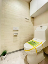 �@���������ӂ����K�ȃg�C���X�y�[�X