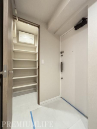 �@��e�ʃV���[�Y�N���[�N�Ō��ւ�������