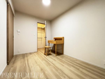 �@�v���C�x�[�g��ԂɍœK�ȗ����������m��