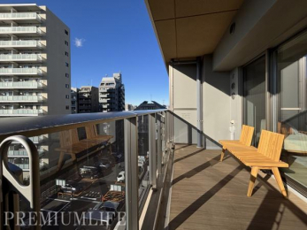 �@�Ƒ��ŉ߂������Ƃ肠��o���R�j�[������