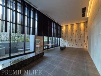 �@���������ӂ�郍�r�[��Ԃ���炵���ʂ�