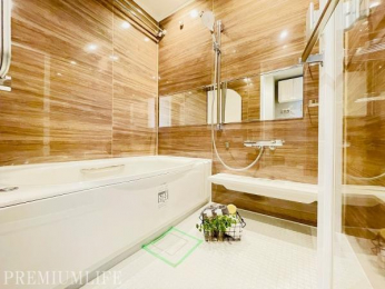 �@���������@���ǂ������@�\�t�̃��j�b�g�o�X�Őg���S�����t���b�V���B