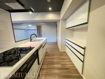 �@2�l����Œ������Ă����v�ȍL���L�b�`��