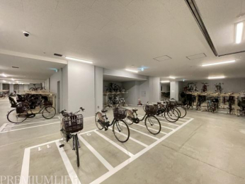 �@�~�n���ɂ͒��֏������