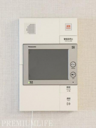 �@�y���j�^�[�t���C���^�[�z���z