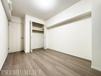 �@�v���C�x�[�g��ԂɍœK�ȗ����������m��