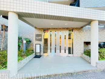 �@�΂��f����G���g�����X