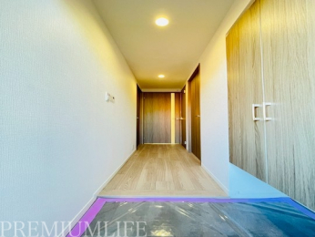 �@�L�߂̌��ւŗ��q�������S