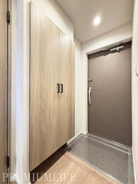 �@�Ƒ���Q�X�g��S�n�悭�}����J���I�Ȍ��փX�y�[�X