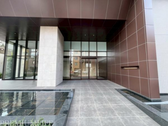 �@�L���G���g�����X�ł��o�}��