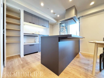 �@�������ȃf�U�C���ŗ������y�����Ȃ���