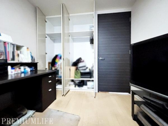 �@���s�������Ղ�A�g���₷���ɔz�������N���[�[�b�g