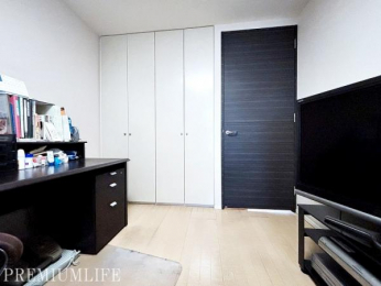 �@�e�������[������