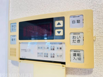 �@�ǂ������A�I�[�g�o�X�@�\�𓋍�