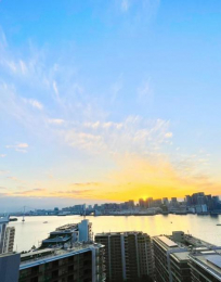 �@���Ă�����i�Ƃ͈Ⴄ���͋C���y���߂܂��B