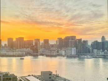 �@���Ă������i�܂ŗl�X�Ȍi�F���y���߂܂��B