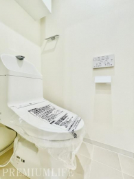 �@���������ӂ�闎�����������������͂̉��K�ȃg�C�����