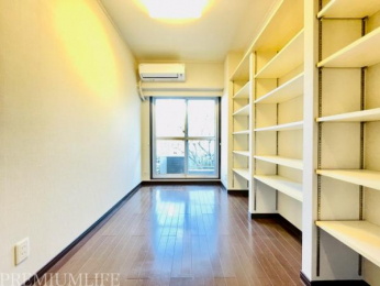 �@�Q���⃏�[�N�X�y�[�X�Ƃ��Ċ��p�ł���m��