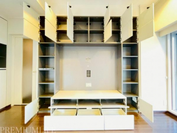 �@�e���r��̎��[���L�x�ōׂ����ו����ȒP�Ɏ��[�\