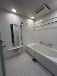 �@�֗��ȗ��������@�t���̗����傫�ȃo�X�^�u�ł�����肨���ɐZ����܂��B