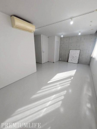 �@��12.8���̂�Ƃ肠��m���B