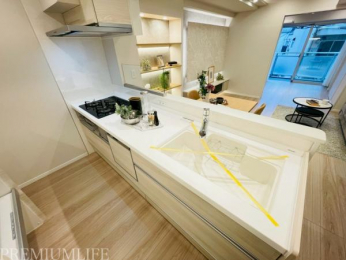 �@�V���N���L�߂ő|�����y�X�ł���L�b�`��