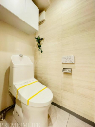 �@�������̂���g�C���㕔�ɂ͎��[����