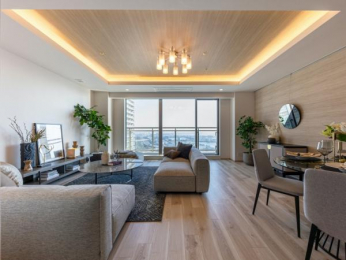 �@��18.8���̍L�����r���O�ł��낰�܂��B