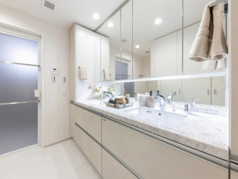 �@�V���N��2��ݒu�L�����ʑ�Œ��̎x�x���X���[�Y��