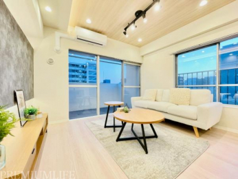 �@2�ʍ̌��Ŗ��邢����