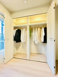 �@��e�ʂ̎��[�X�y�[�X�ŉו��̐������ȒP��