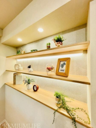 �@�������ȏ���I��ݒu�C���e���A������܂��B