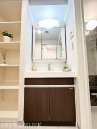 �@���������ӂ�閾�邢���ʃX�y�[�X