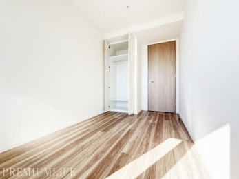 �@�e�����ɁA���[�X�y�[�X����������Ɗm�ہB