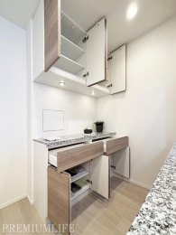 �@���[�L�x�Ŗ��邭�A�Ǝ������ɂ��z�����ꂽ�g������̗ǂ��V�X�e���L�b�`��